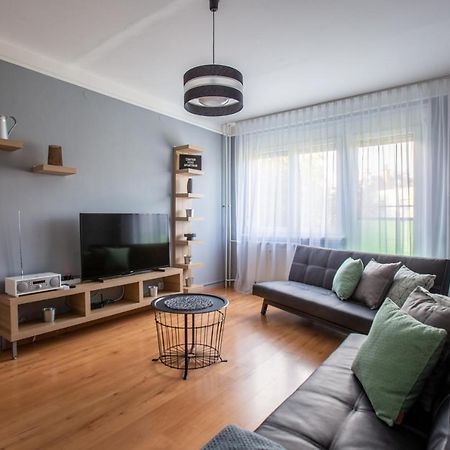 Center Home Apartman Orosháza Exteriör bild