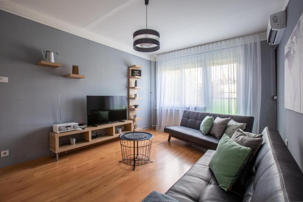 Center Home Apartman Orosháza Exteriör bild